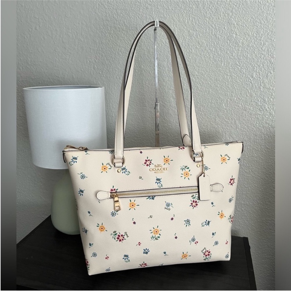 New Coach Wilflower Gallery Tote Bag